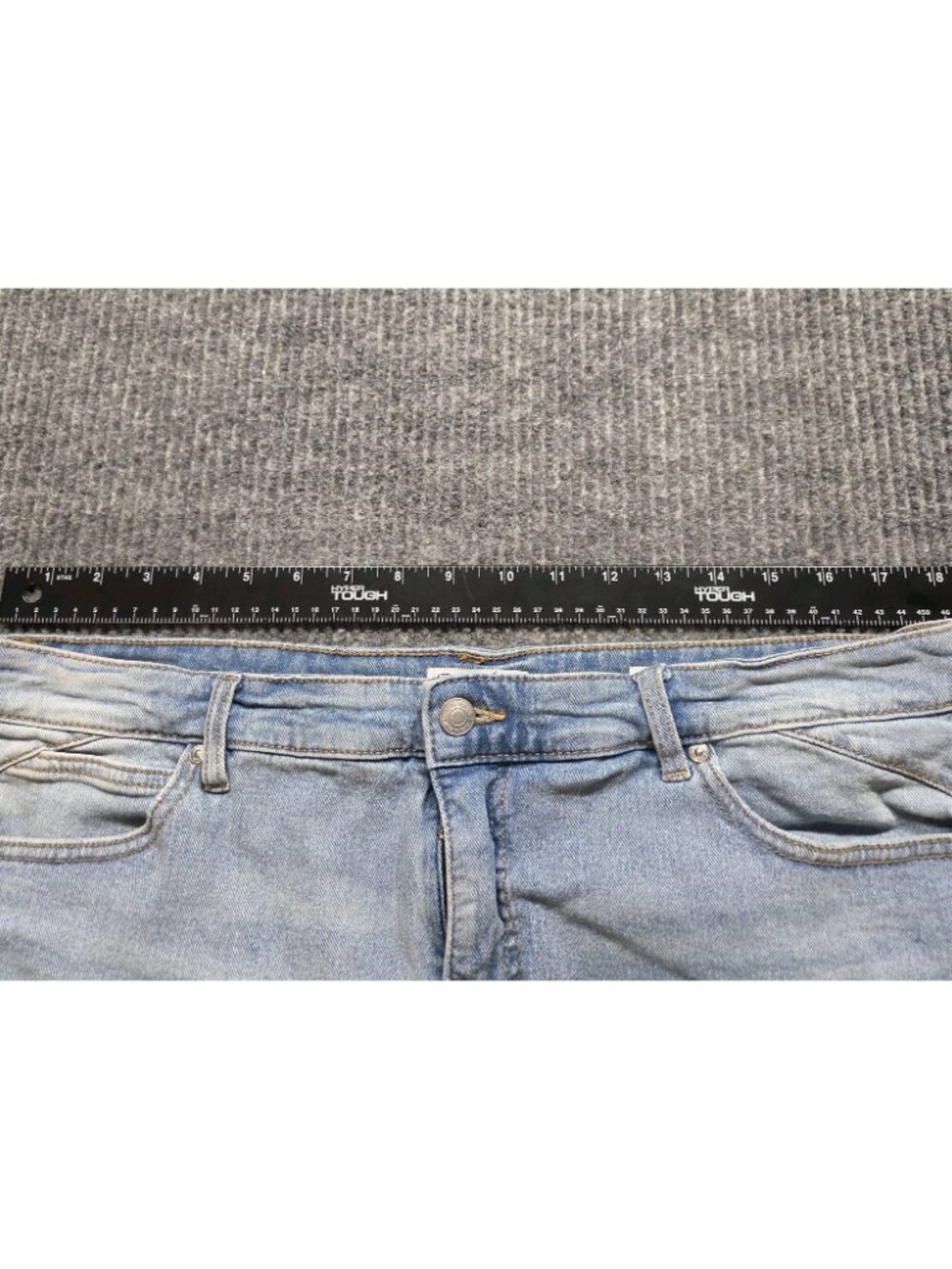 SOFIA Vergara Jeans Chi Short Denim Shorts Women's 16 Blue Cut-Off  Distressed - Picture 9 of 16